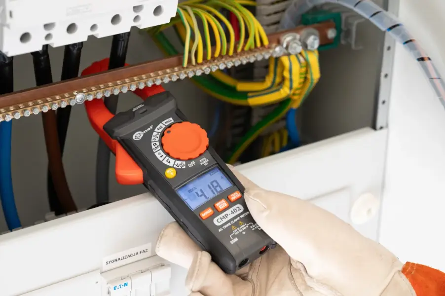Kompleksowe Pomiary Elektryczne - Precyzja eNRG4U